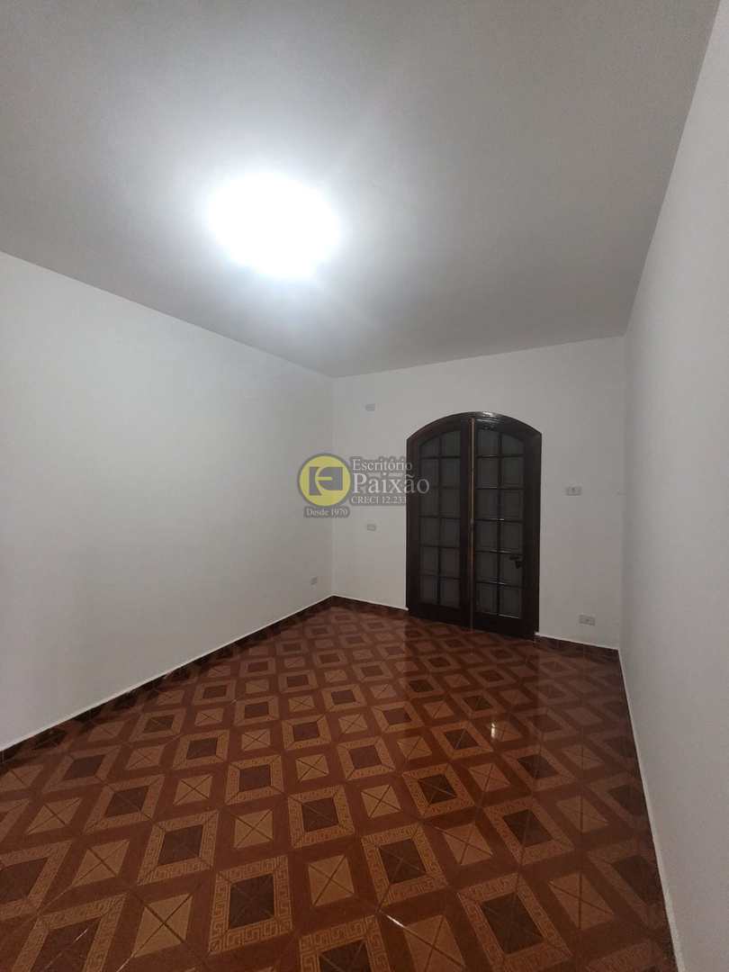 Sobrado para alugar com 2 quartos, 200m² - Foto 16