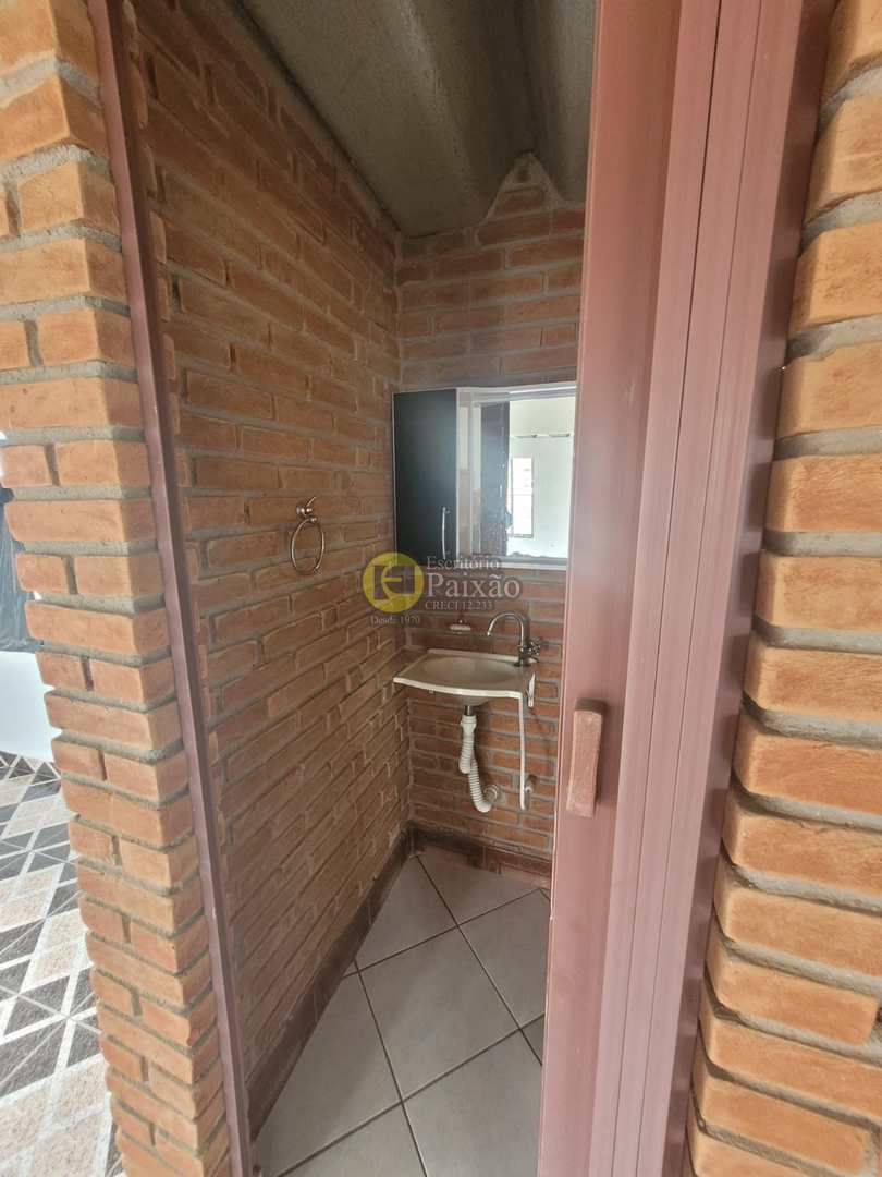 Sobrado para alugar com 2 quartos, 200m² - Foto 39