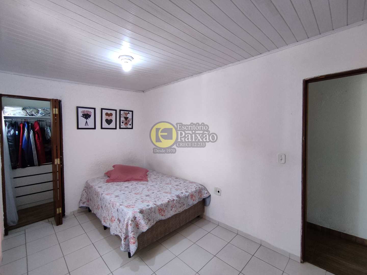 Casa à venda com 2 quartos, 300m² - Foto 12