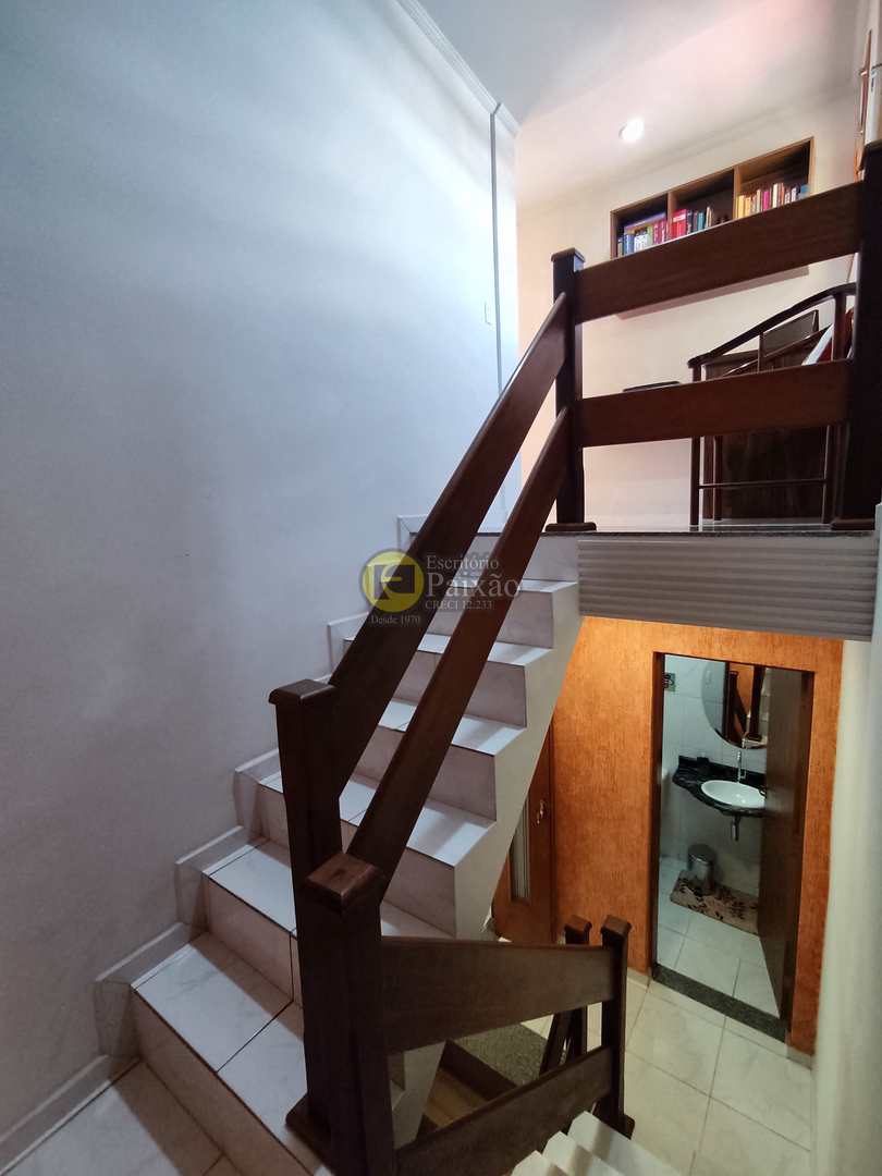 Sobrado à venda com 2 quartos, 141m² - Foto 17