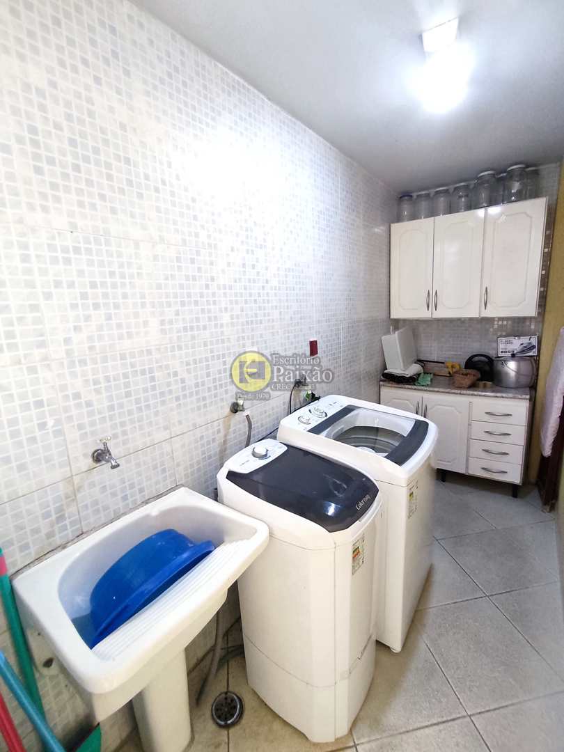 Sobrado à venda com 2 quartos, 141m² - Foto 33