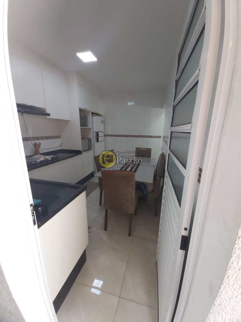 Sobrado à venda com 2 quartos, 98m² - Foto 12