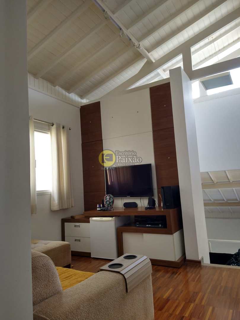 Casa à venda com 4 quartos, 300m² - Foto 21