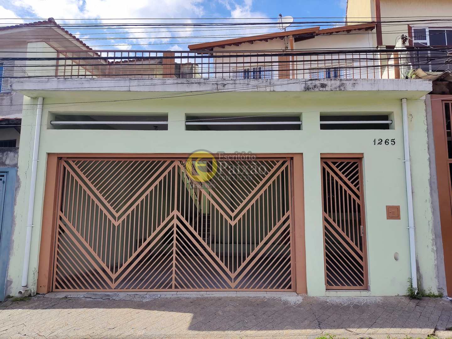 Sobrado à venda com 3 quartos, 150m² - Foto 1