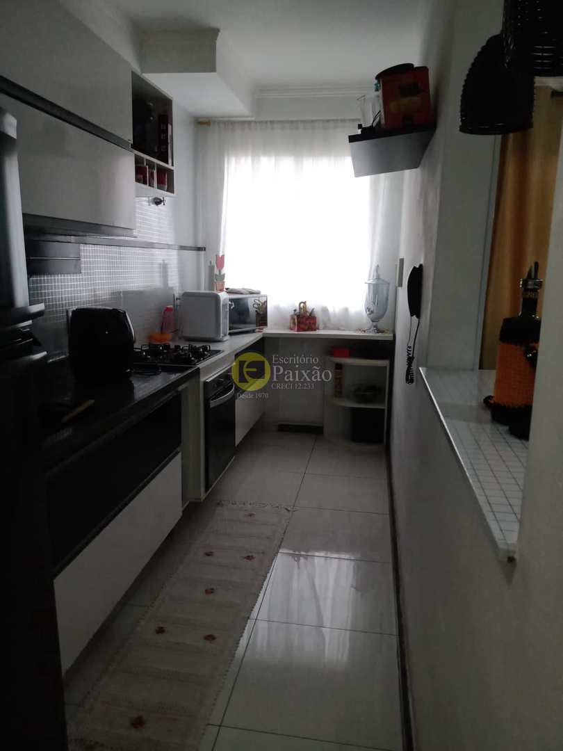 Apartamento à venda com 3 quartos, 124m² - Foto 10