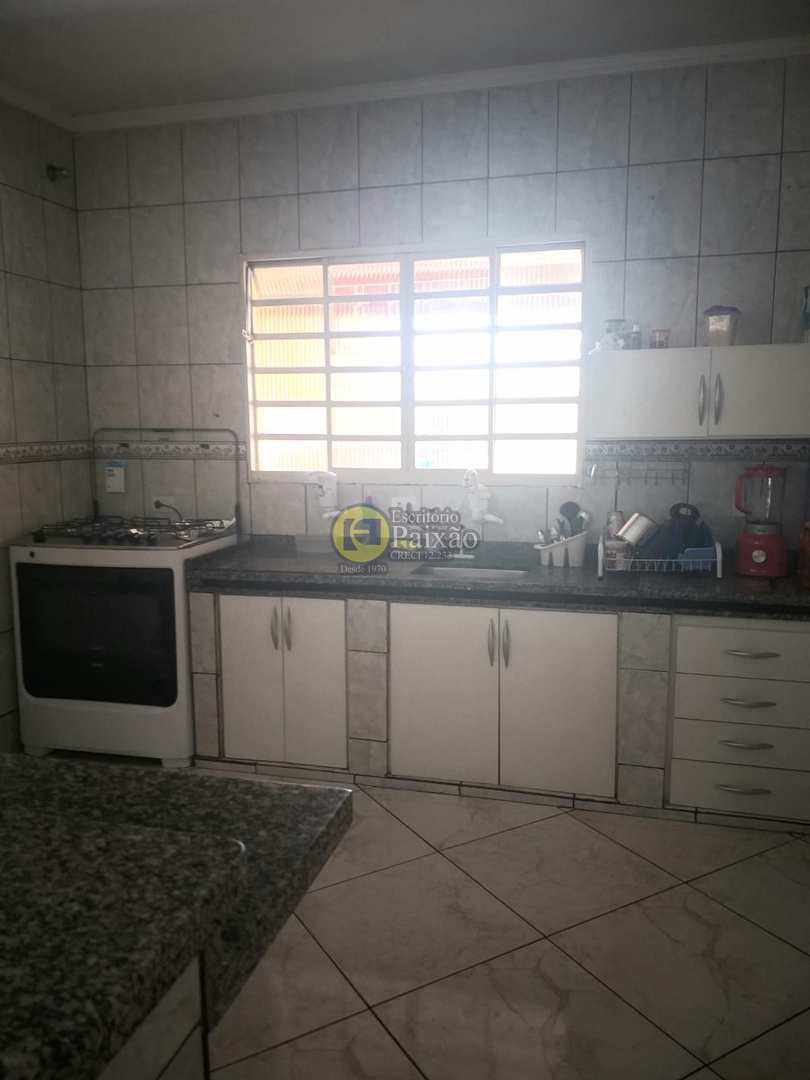 Sobrado à venda com 4 quartos, 342m² - Foto 7