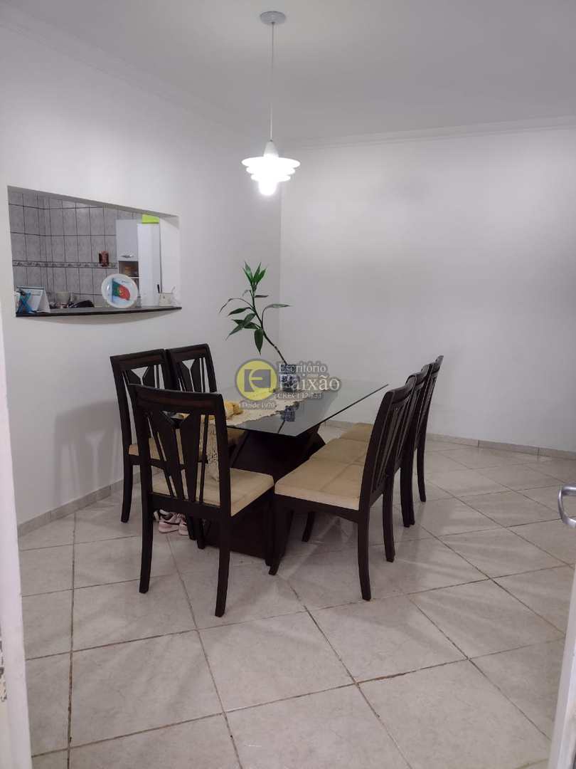 Sobrado à venda com 2 quartos, 250m² - Foto 24