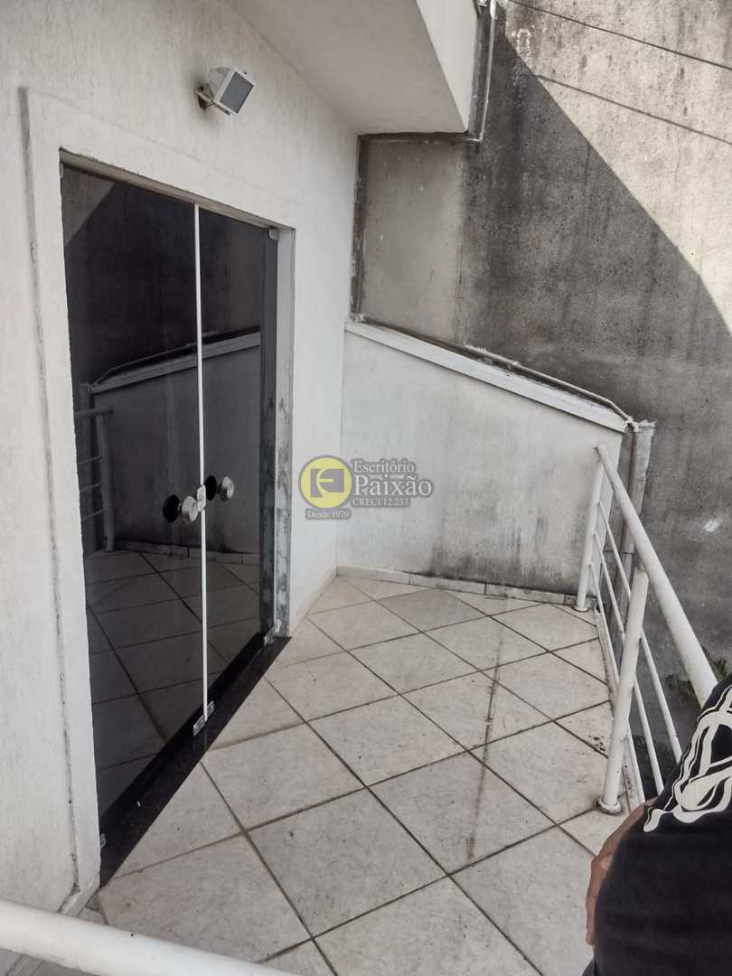 Sobrado à venda com 2 quartos, 250m² - Foto 37