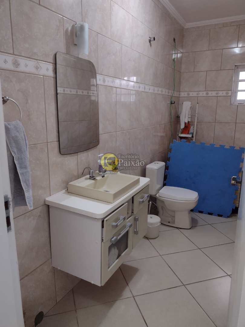 Sobrado à venda com 2 quartos, 250m² - Foto 40