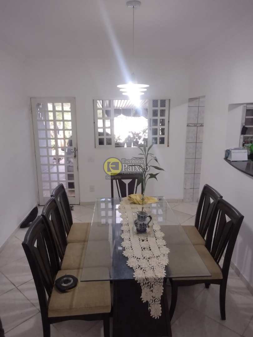 Sobrado à venda com 2 quartos, 250m² - Foto 22