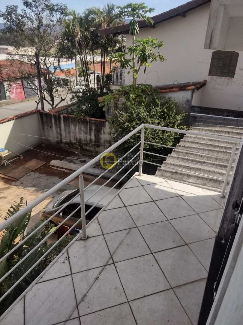 Sobrado à venda com 2 quartos, 250m² - Foto 36