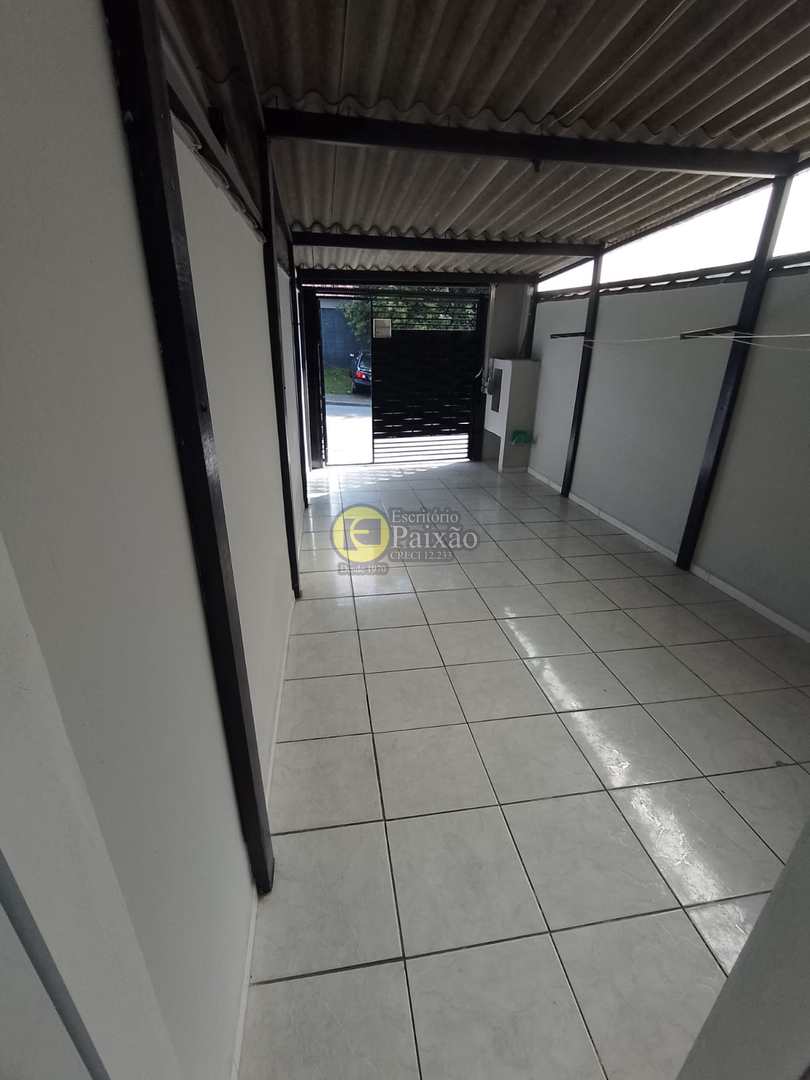 Sobrado à venda com 2 quartos, 72m² - Foto 2