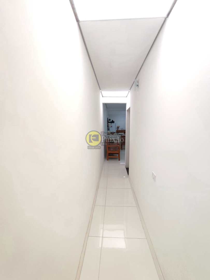 Casa à venda com 2 quartos, 150m² - Foto 13