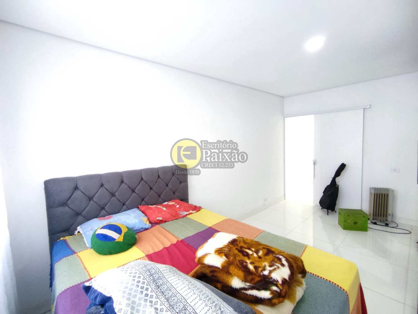 Casa à venda com 2 quartos, 150m² - Foto 11