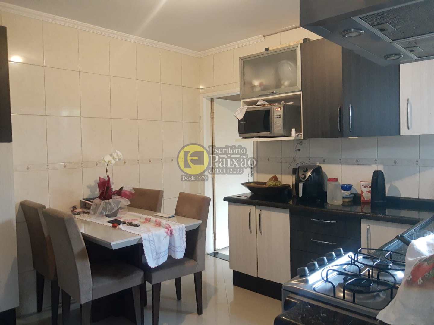 Casa à venda com 2 quartos, 150m² - Foto 1