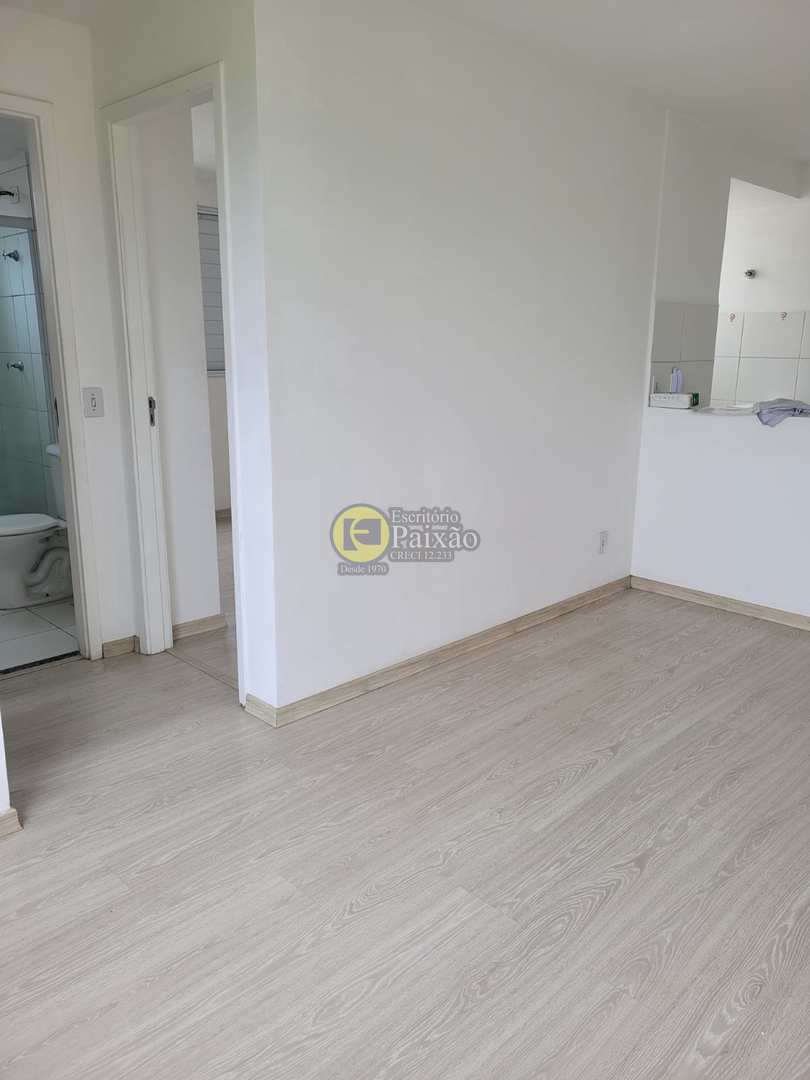 Apartamento à venda com 2 quartos, 49m² - Foto 2