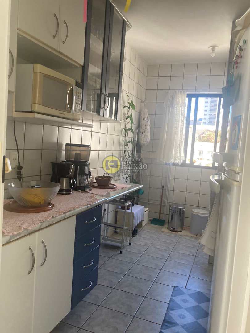 Apartamento à venda com 2 quartos, 60m² - Foto 5