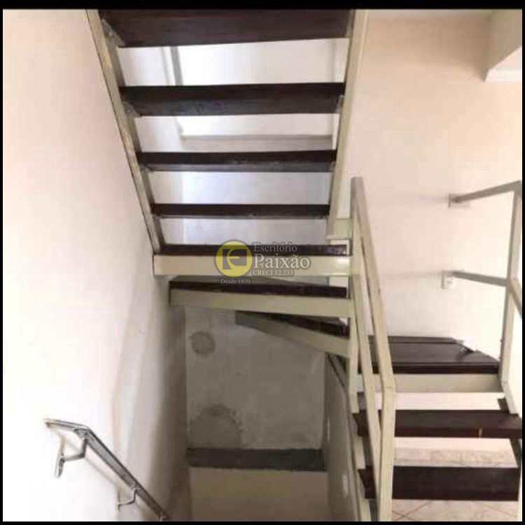 Sobrado à venda com 3 quartos, 250m² - Foto 5