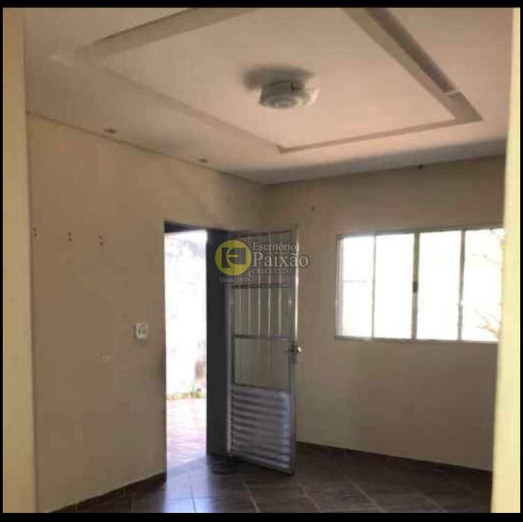 Sobrado à venda com 3 quartos, 250m² - Foto 2