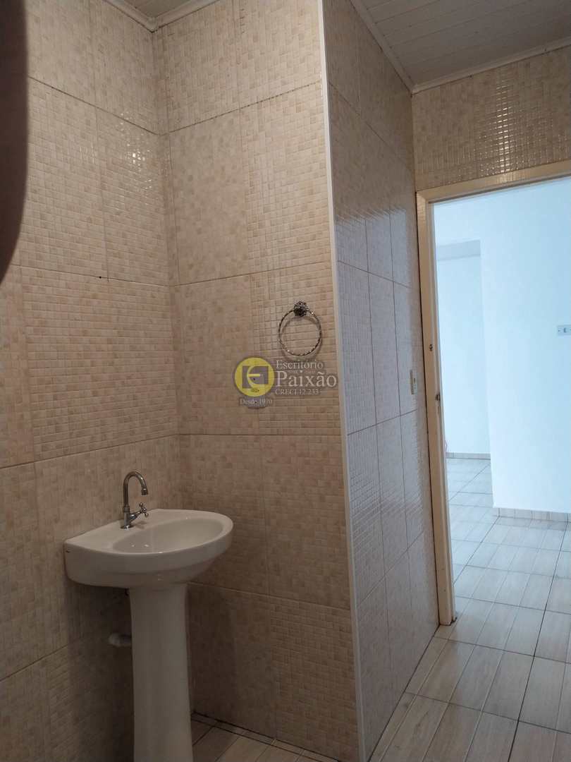 Casa à venda com 2 quartos, 175m² - Foto 23