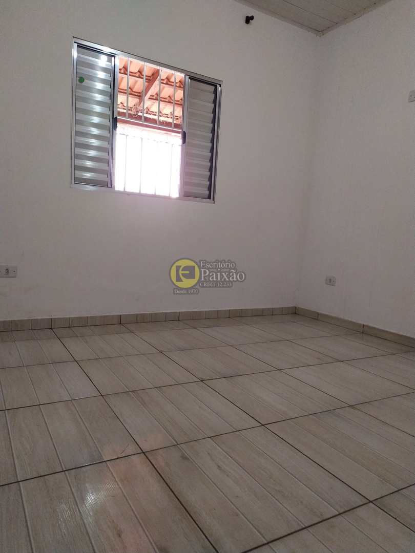 Casa à venda com 2 quartos, 175m² - Foto 11