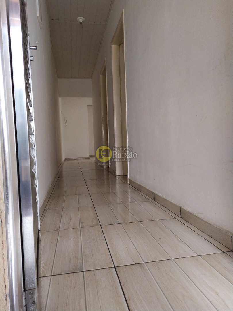 Casa à venda com 2 quartos, 175m² - Foto 27