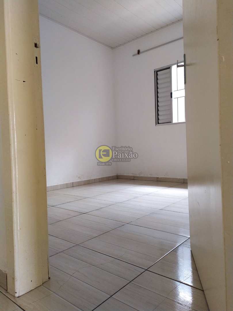 Casa à venda com 2 quartos, 175m² - Foto 18