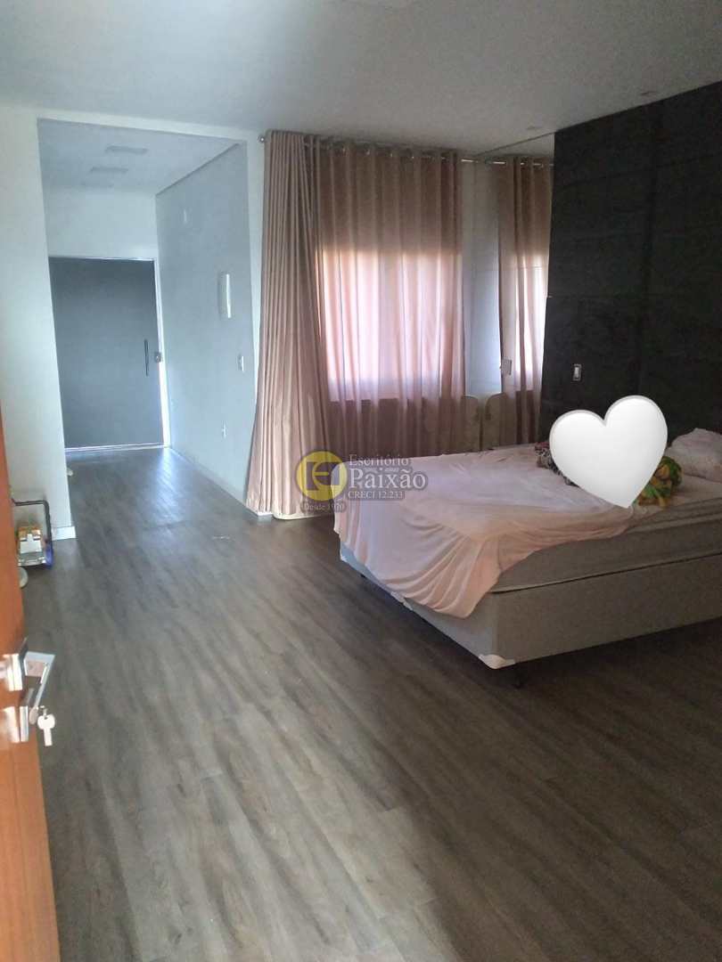 Sobrado à venda com 3 quartos, 210m² - Foto 18