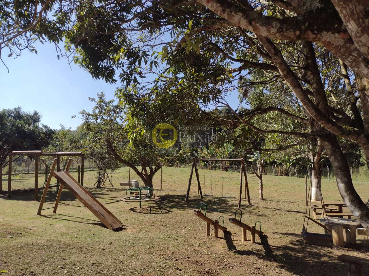 Fazenda à venda com 5 quartos, 10000m² - Foto 30