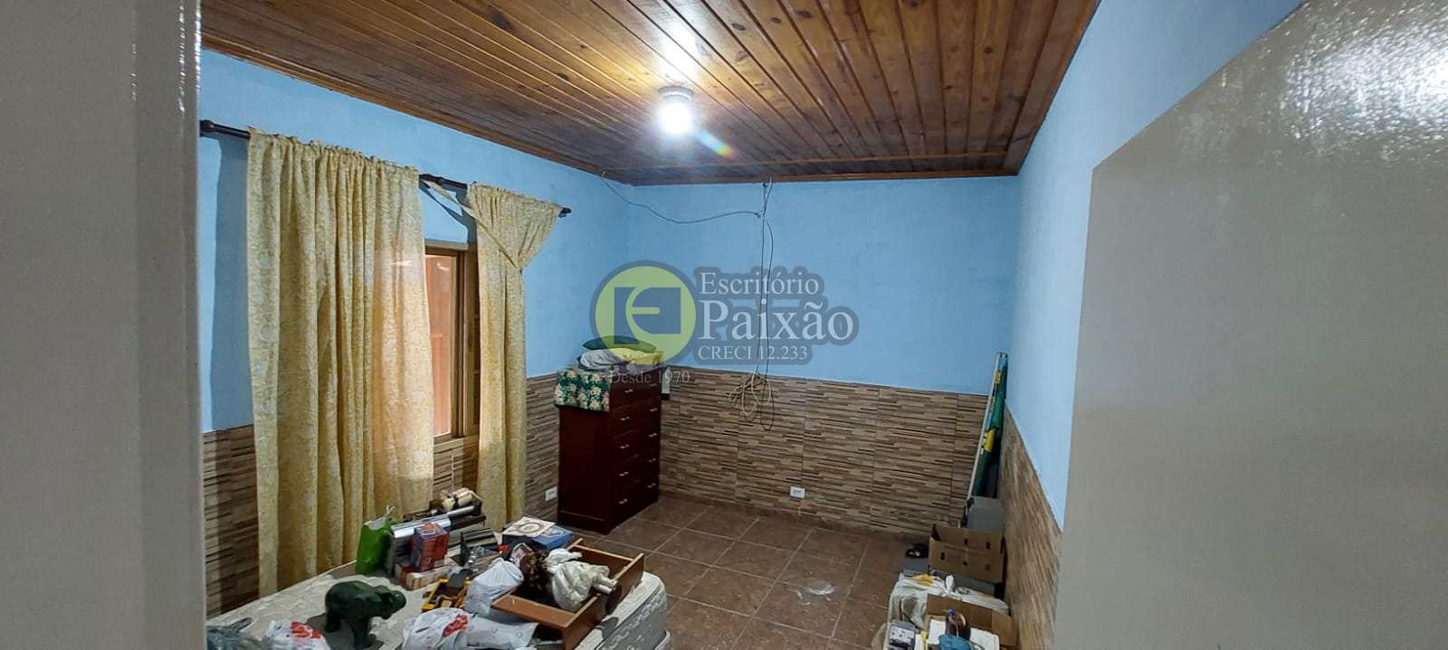 Casa à venda com 3 quartos, 300m² - Foto 2