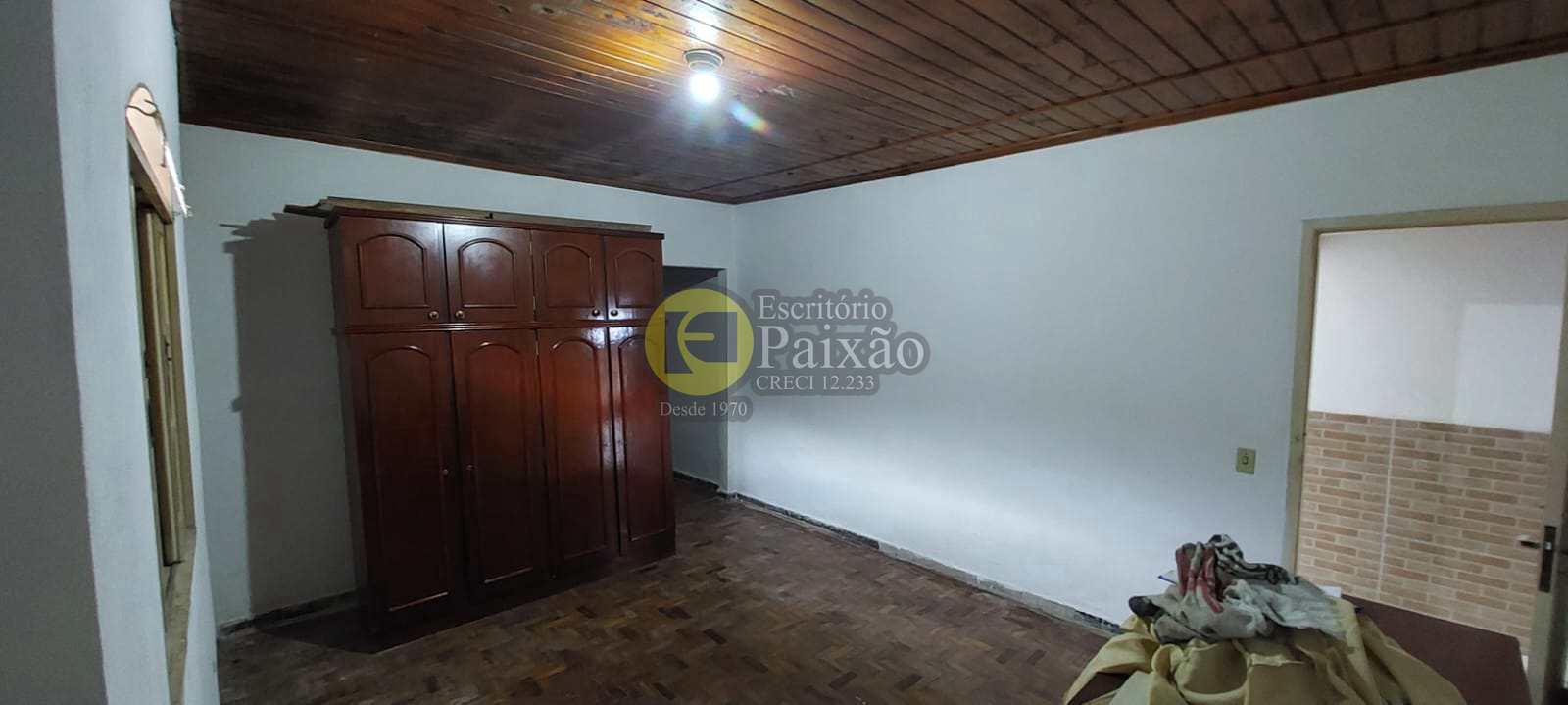 Casa à venda com 3 quartos, 300m² - Foto 3