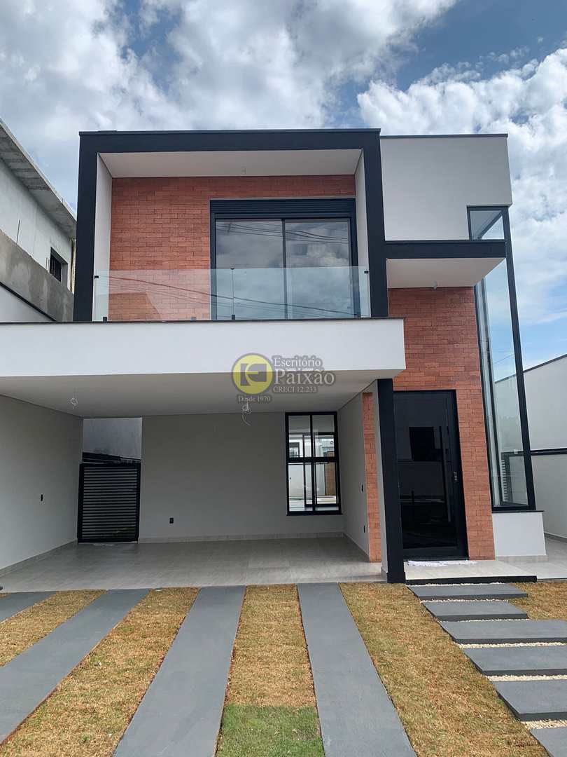 Sobrado à venda com 4 quartos, 280m² - Foto 1