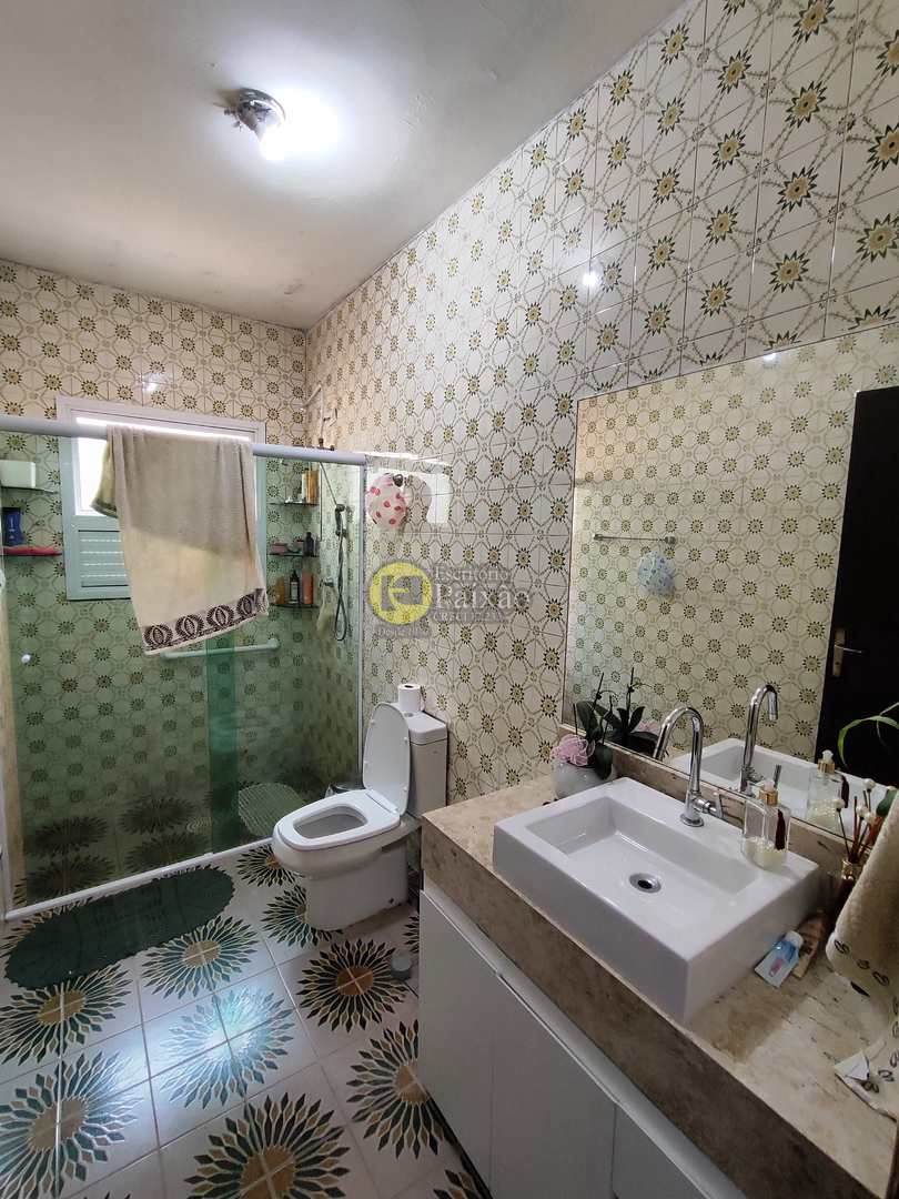 Casa à venda com 3 quartos, 300m² - Foto 12