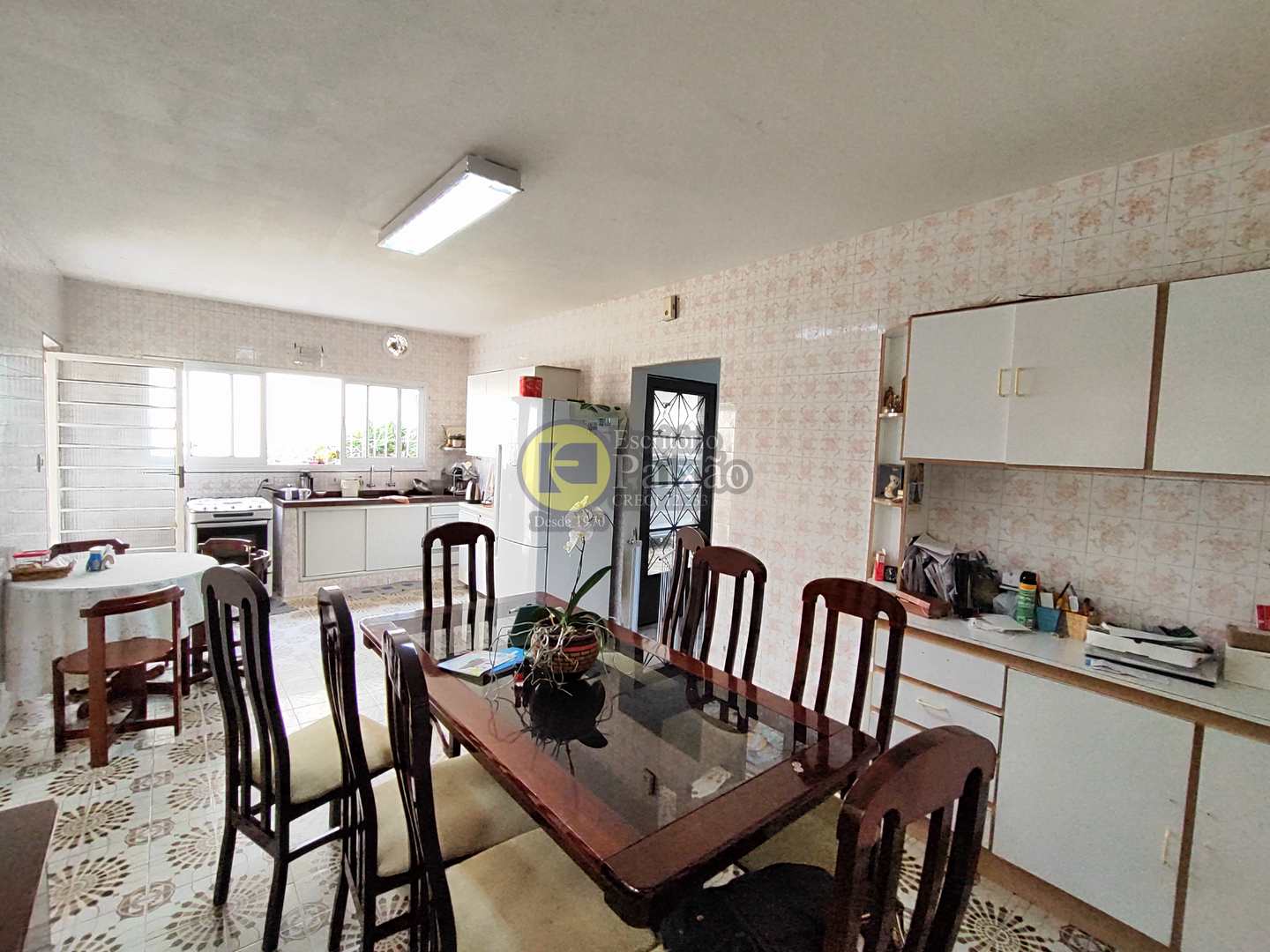 Casa à venda com 3 quartos, 300m² - Foto 6