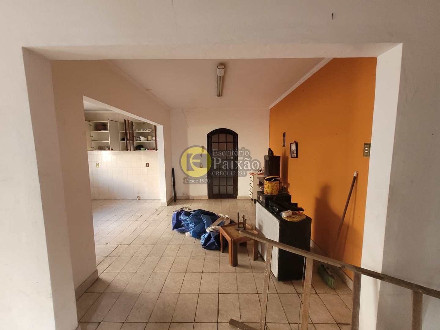 Casa para alugar com 3 quartos, 300m² - Foto 7