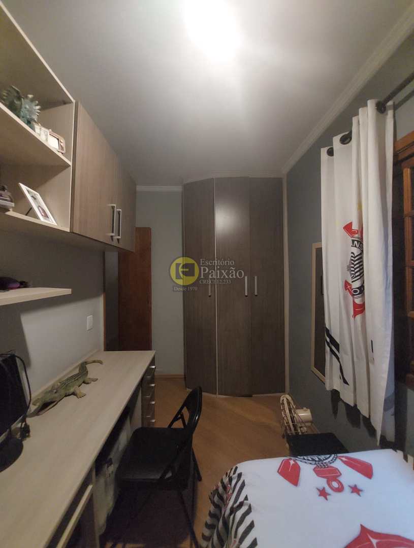 Casa à venda com 3 quartos, 250m² - Foto 17