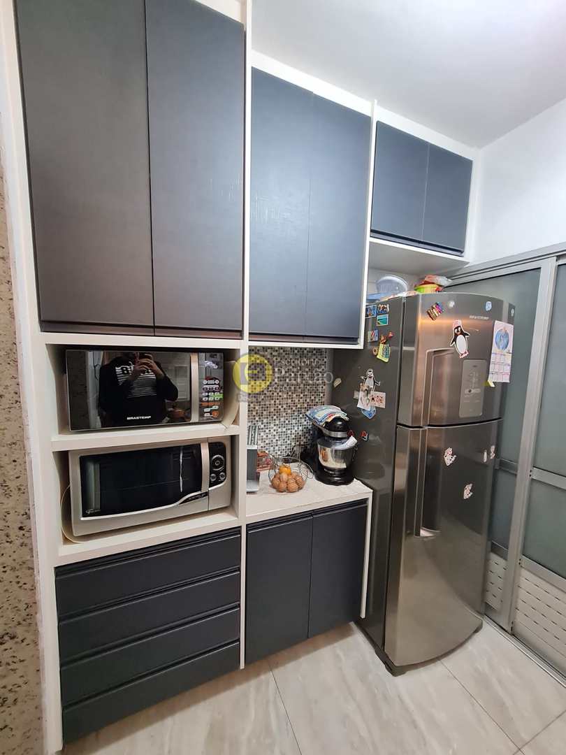 Apartamento à venda com 3 quartos, 69m² - Foto 4