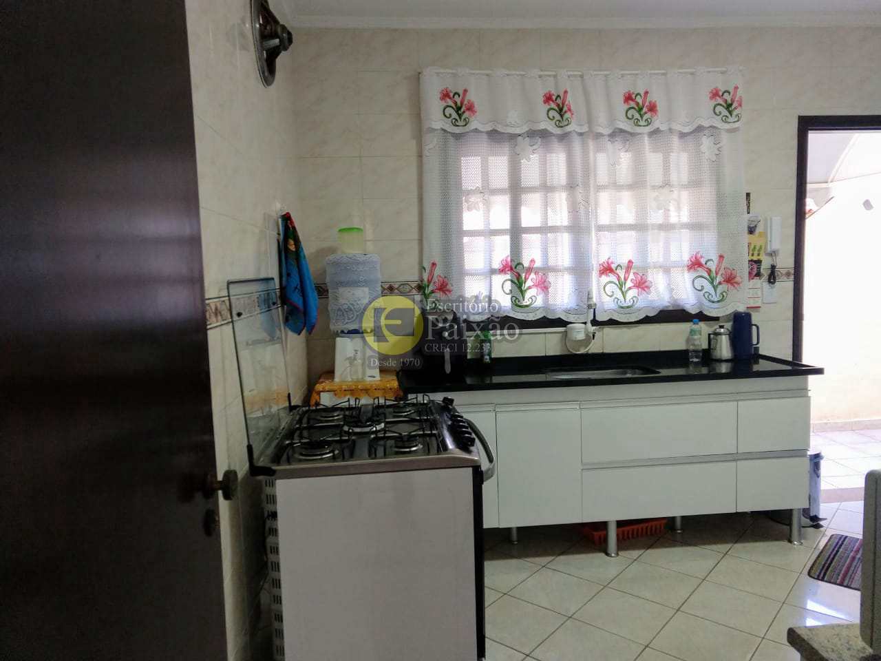 Sobrado à venda com 3 quartos, 500m² - Foto 12