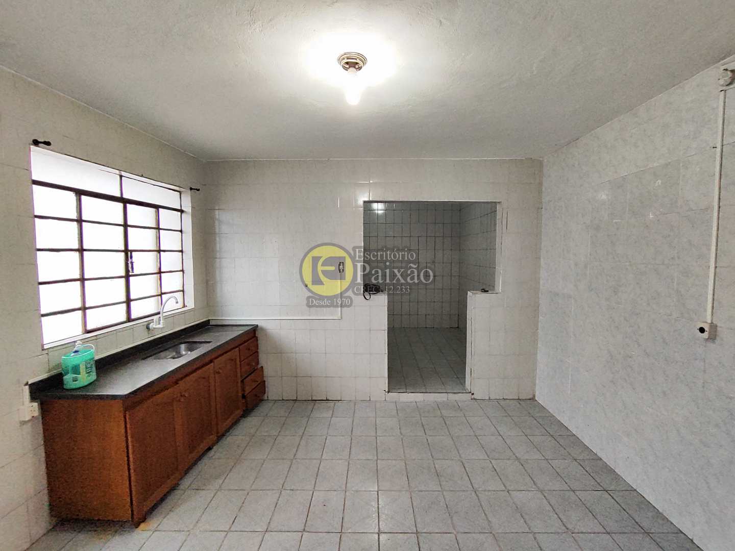 Casa à venda com 2 quartos, 360m² - Foto 11