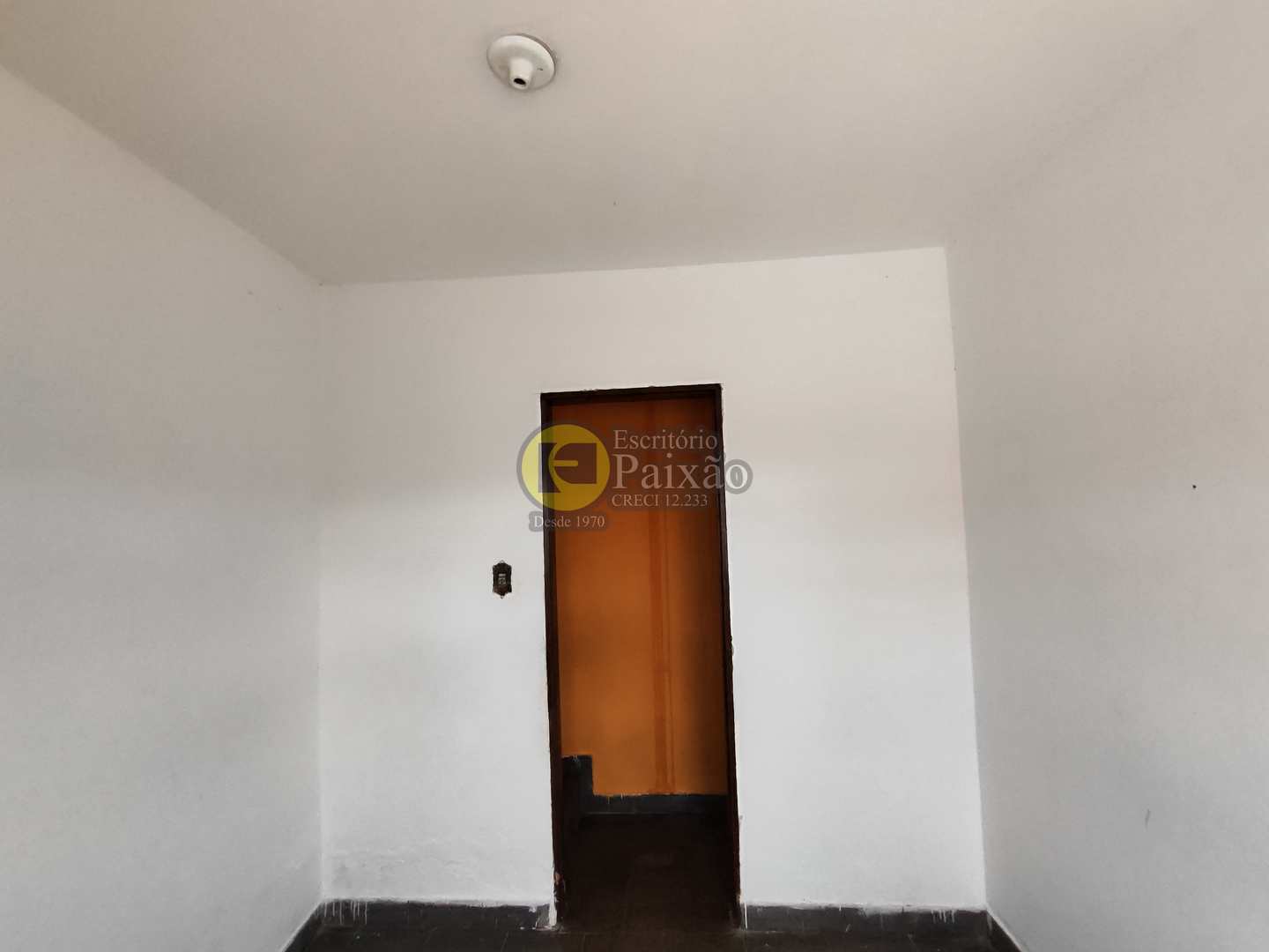 Casa à venda com 2 quartos, 360m² - Foto 28