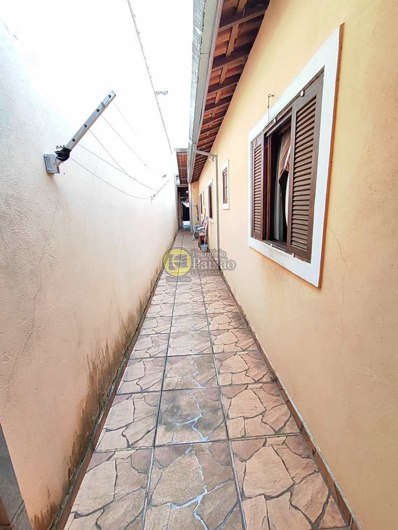 Casa à venda com 2 quartos, 125m² - Foto 18