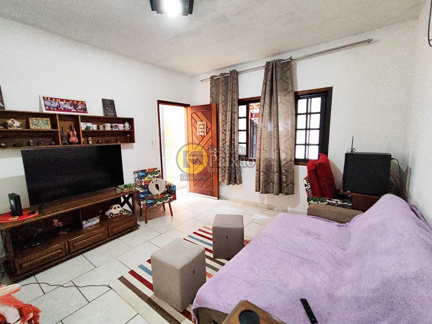 Casa à venda com 2 quartos, 125m² - Foto 1