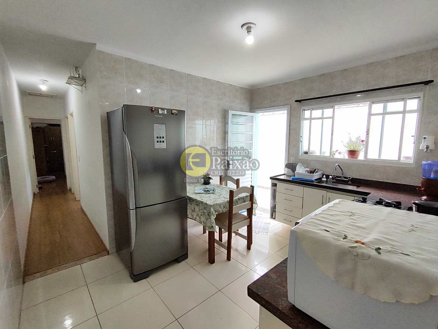 Casa à venda com 2 quartos, 150m² - Foto 5