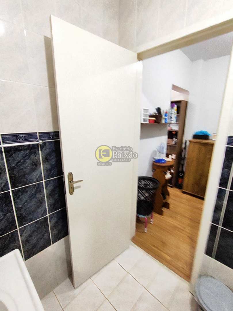 Casa à venda com 2 quartos, 150m² - Foto 15