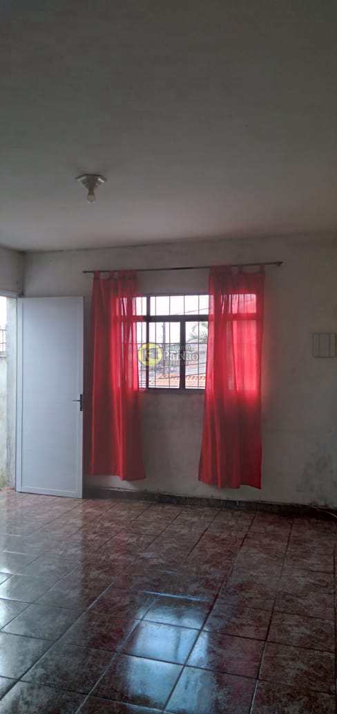 Sobrado à venda com 3 quartos, 150m² - Foto 2