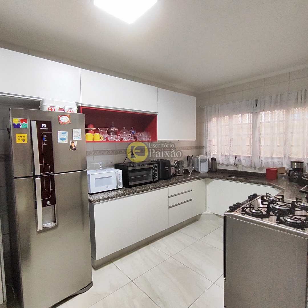 Sobrado à venda com 3 quartos, 150m² - Foto 9