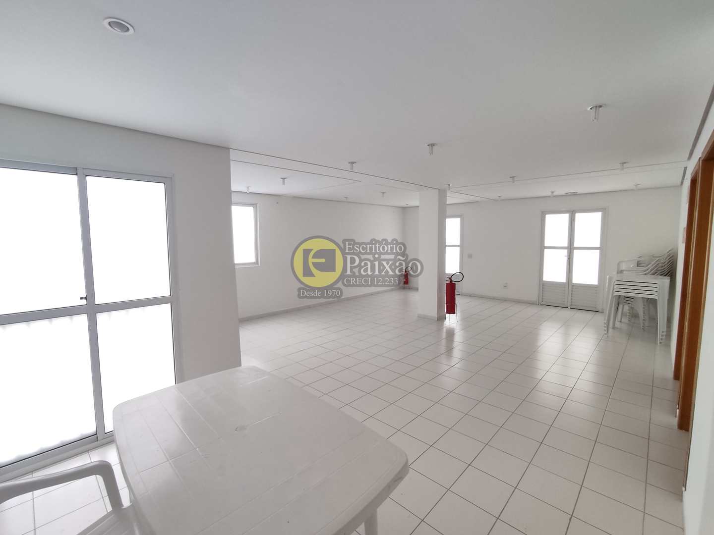 Apartamento à venda com 3 quartos, 70m² - Foto 19