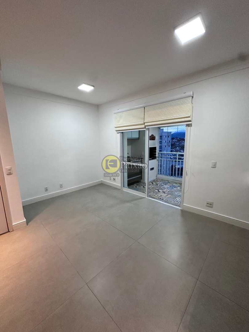 Apartamento à venda com 3 quartos, 80m² - Foto 3