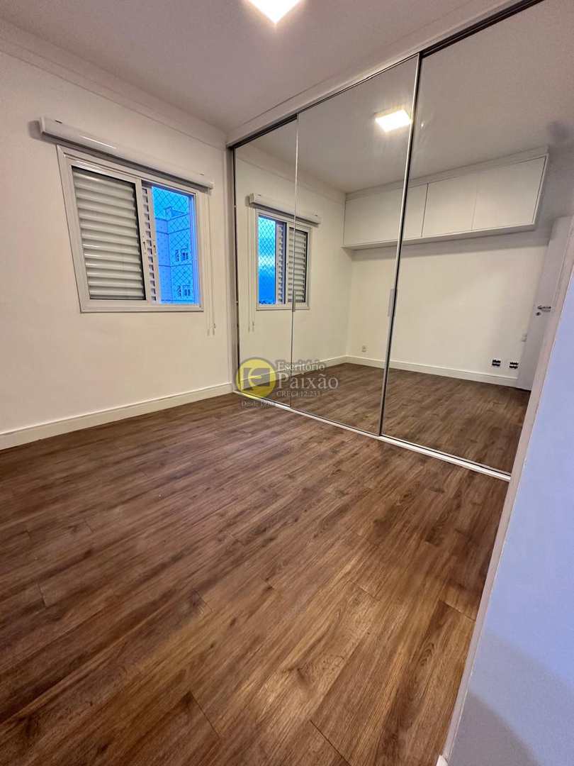 Apartamento à venda com 3 quartos, 80m² - Foto 13