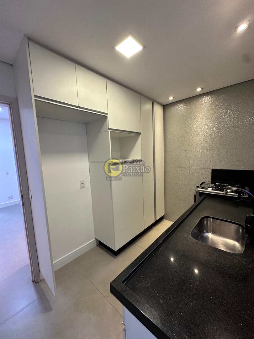 Apartamento à venda com 3 quartos, 80m² - Foto 9